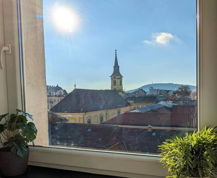 Apartamento Modern With Skyline View - Skyline