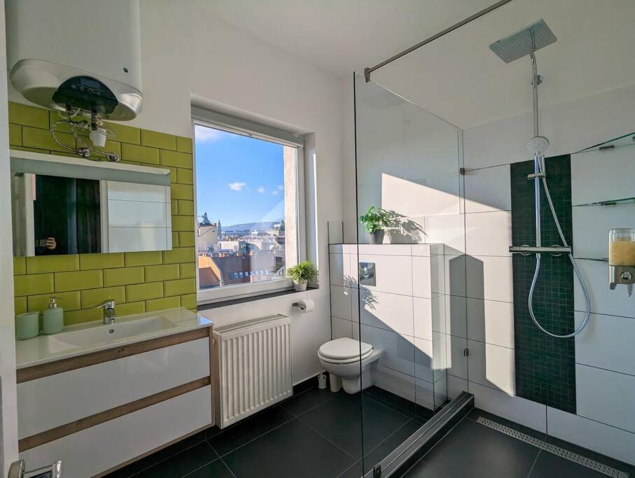 Modern With Skyline View - Skyline Apartamento Budapest